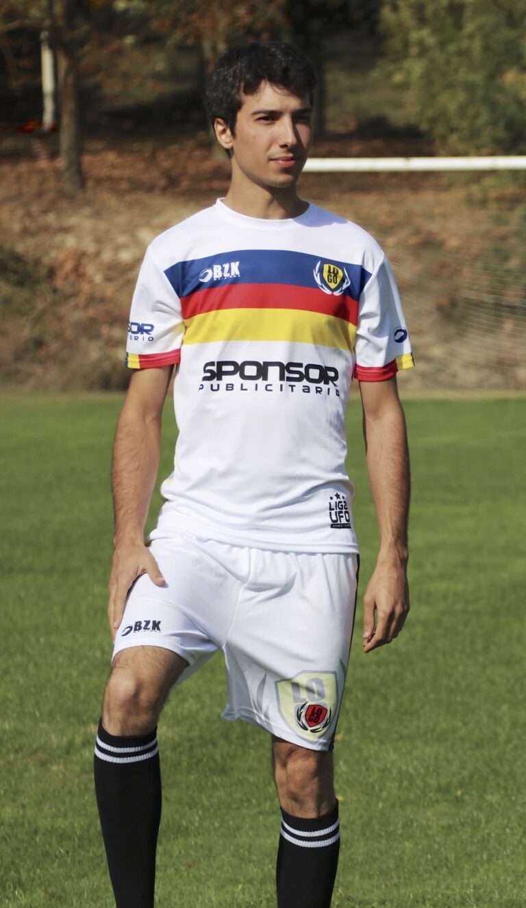 equipación futbol masculino